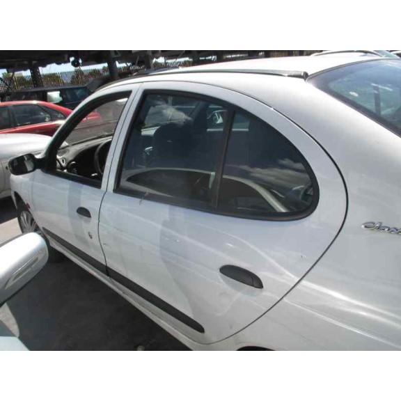 renault megane i fase 2 berlina (ba0) del año 2000