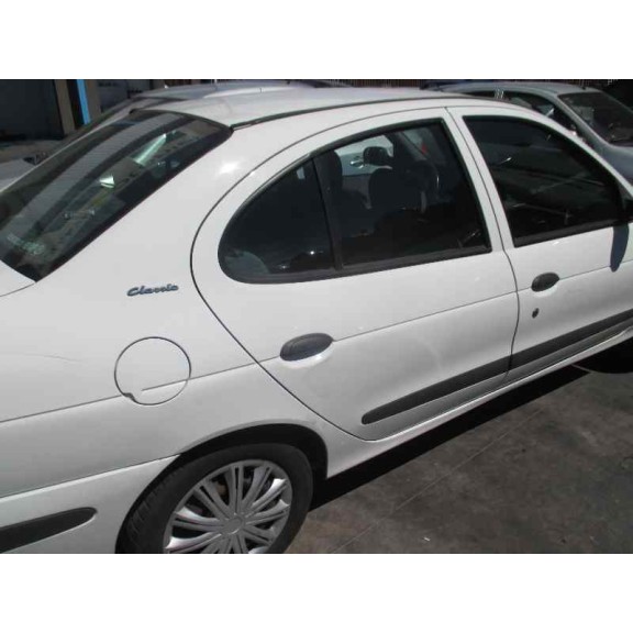 renault megane i fase 2 berlina (ba0) del año 2000