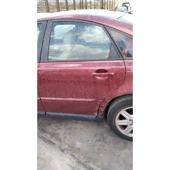 volvo s40 berlina del año 2004