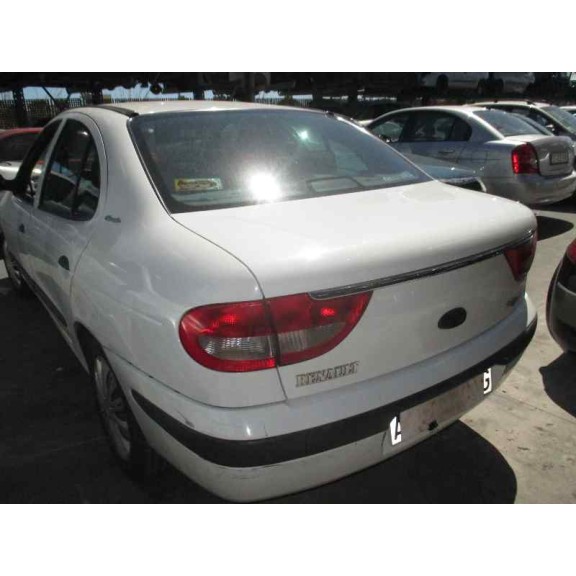 renault megane i fase 2 berlina (ba0) del año 2000