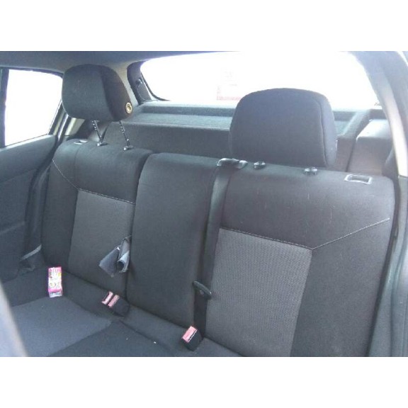 opel astra h berlina del año 2006