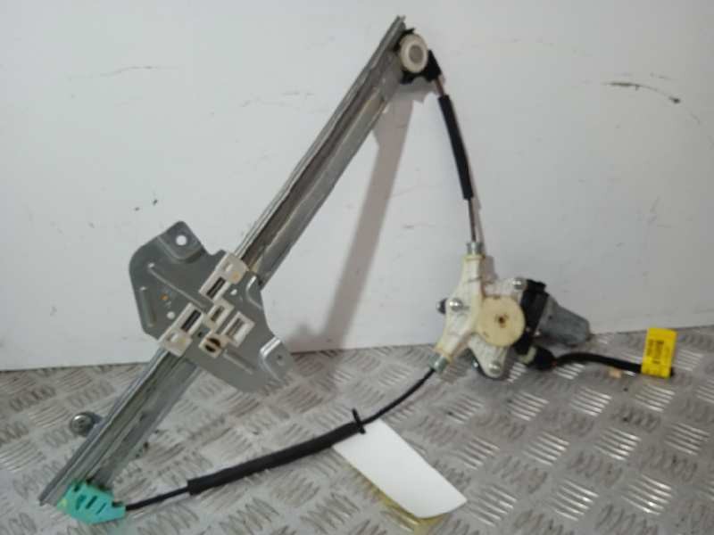 Recambio de elevalunas delantero derecho para kia rio basic referencia OEM IAM 824601W000 ELÉCTRICO 2 CABLES