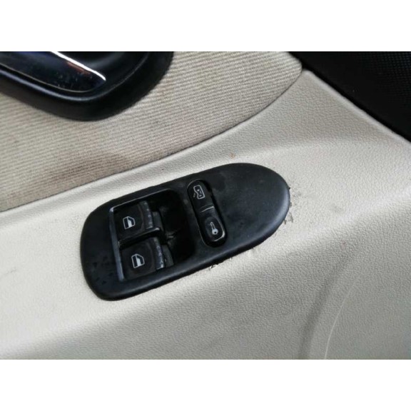 seat toledo (1m2) del año 2001