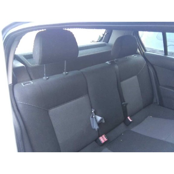 opel astra h berlina del año 2006