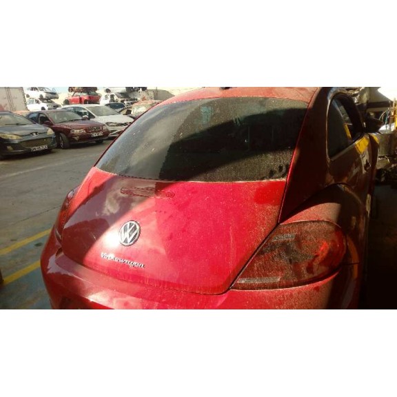 volkswagen beetle del año 2013