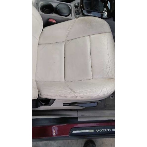 volvo s40 berlina del año 2004