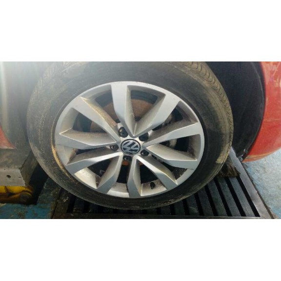 volkswagen beetle del año 2013