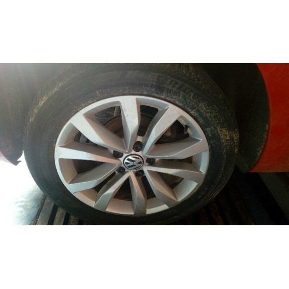 volkswagen beetle del año 2013