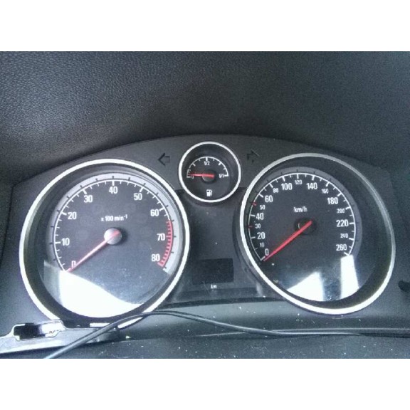 opel astra h berlina del año 2006