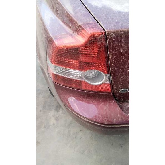 volvo s40 berlina del año 2004