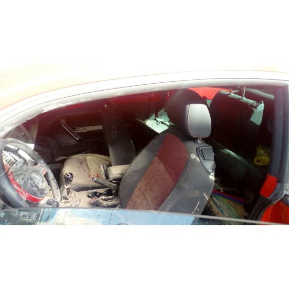 volkswagen beetle del año 2013