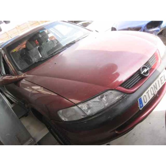 opel vectra b berlina del año 1996