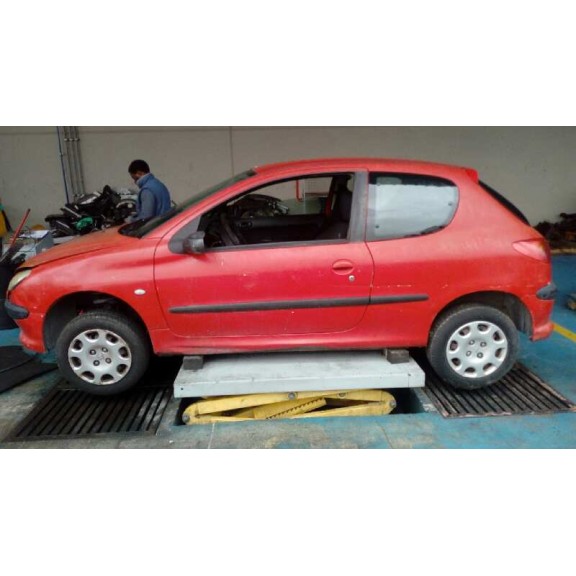 peugeot 206 berlina del año 2005