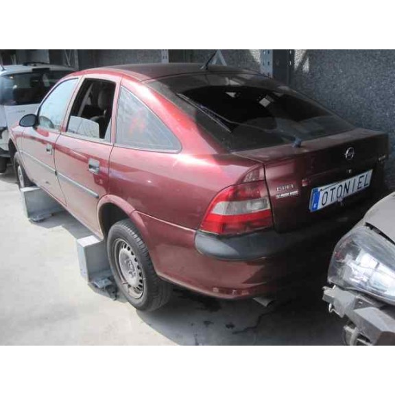 opel vectra b berlina del año 1996