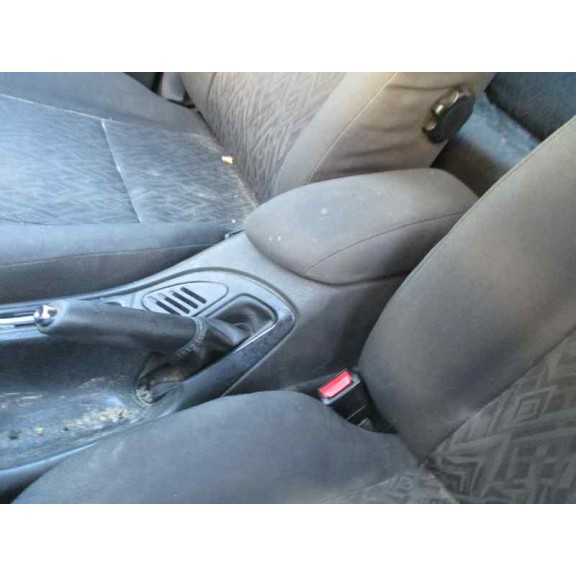 ford mondeo berlina (gd) del año 2000