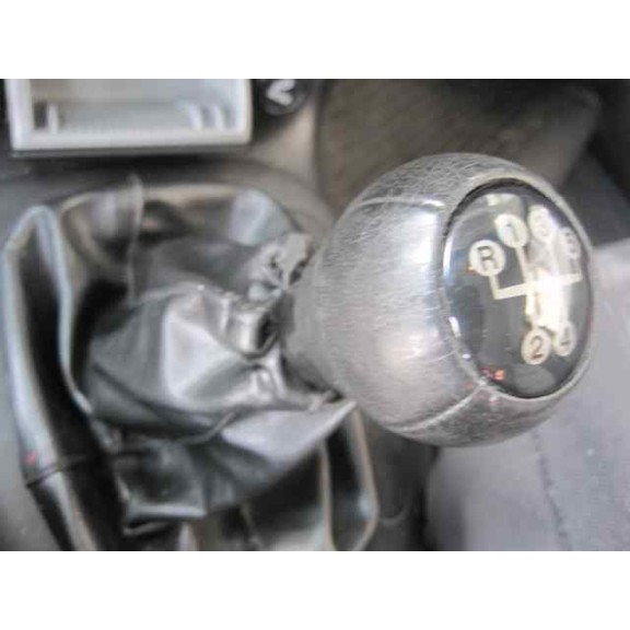 opel vectra b berlina del año 1996