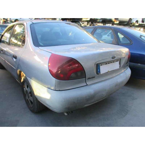ford mondeo berlina (gd) del año 2000