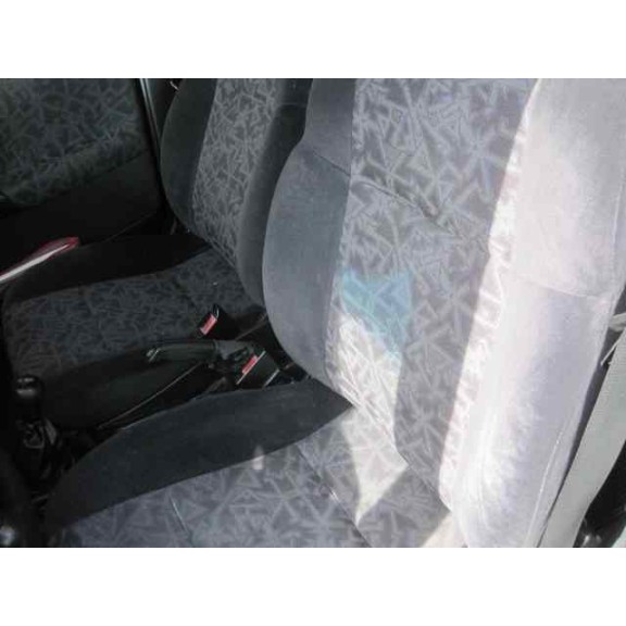 opel vectra b berlina del año 1996