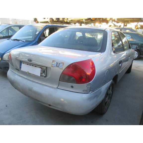 ford mondeo berlina (gd) del año 2000