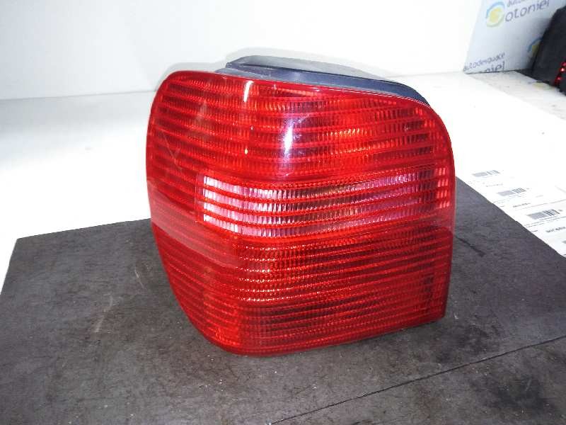 Recambio de piloto trasero izquierdo para volkswagen polo berlina (6n2) conceptline referencia OEM IAM   