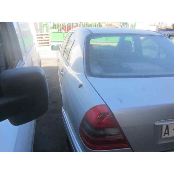 mercedes-benz clase c (w202) berlina del año 1995