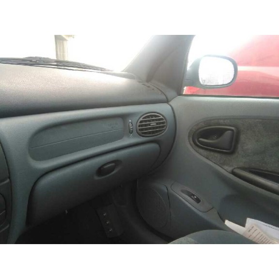 renault megane i classic (la0) del año 1999