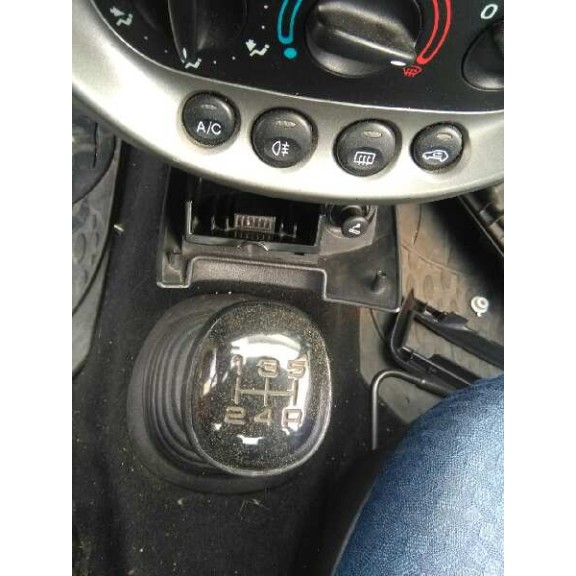 ford ka (ccq) del año 2004