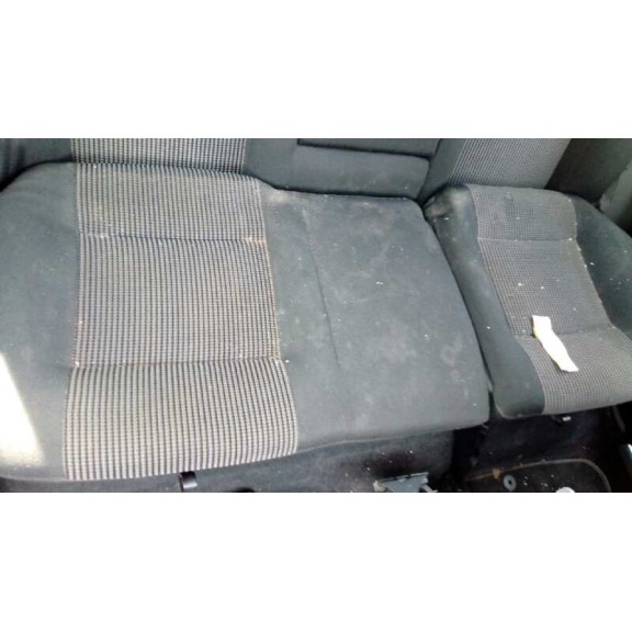 volkswagen golf iv berlina (1j1) del año 2000