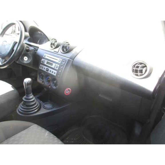 ford fiesta (cbk) del año 2005