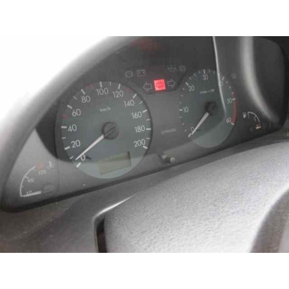 citroën xsara berlina del año 1999