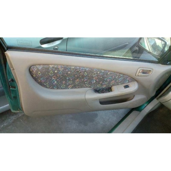 toyota corolla (e11) del año 1997