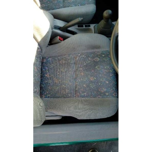 toyota corolla (e11) del año 1997