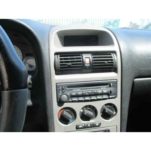 opel astra g coupé del año 2001