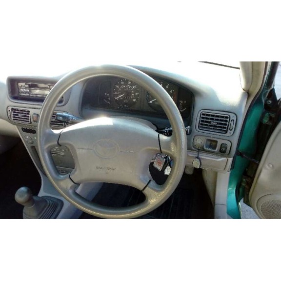 toyota corolla (e11) del año 1997