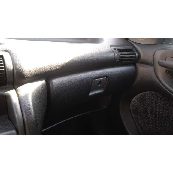 opel astra f berlina del año 1994