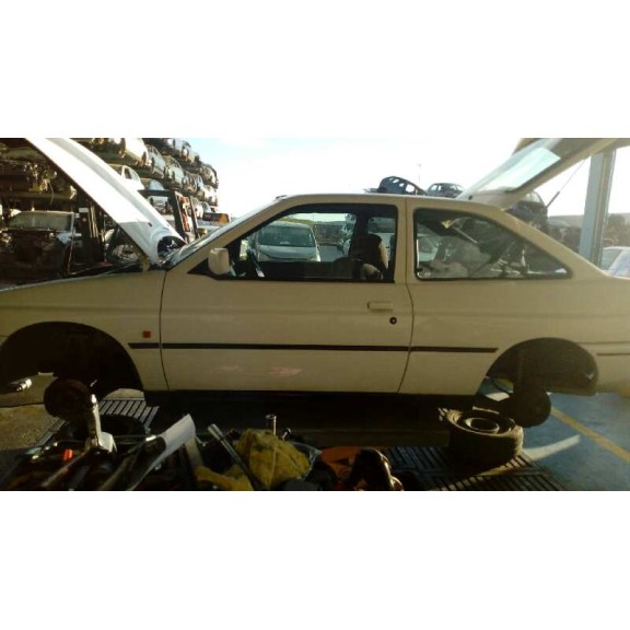 ford escort berlina/turnier del año 1993