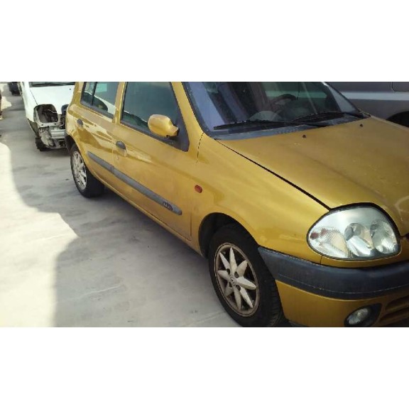 renault clio ii fase i (b/cbo) del año 2000