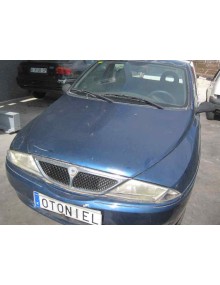 lancia lancia y del año 2001