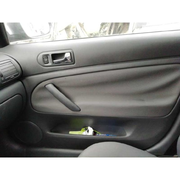 volkswagen passat berlina (3b3) del año 2004