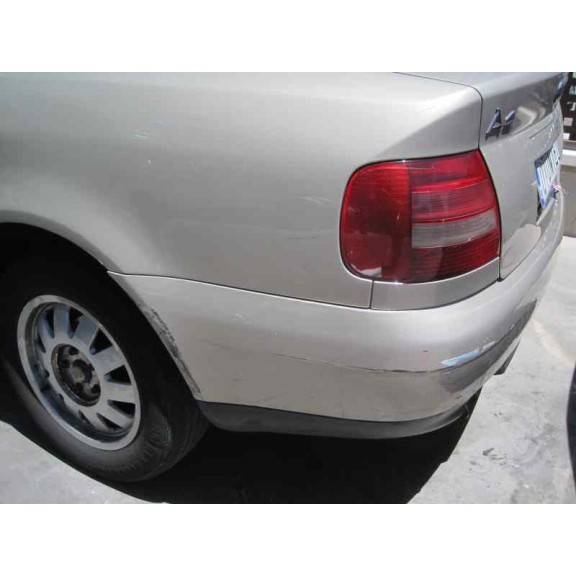 audi a4 berlina (b5) del año 2000