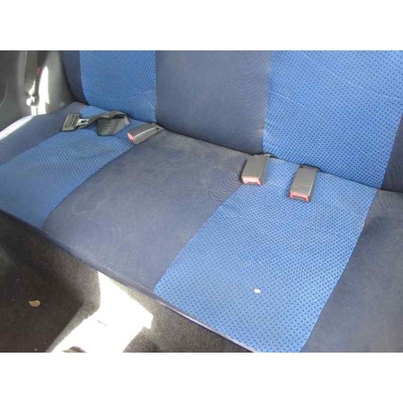 lancia lancia y del año 2001