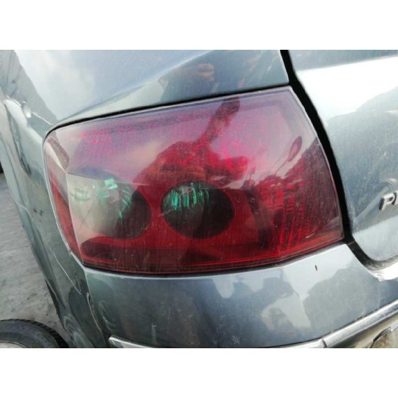 peugeot 407 del año 2004