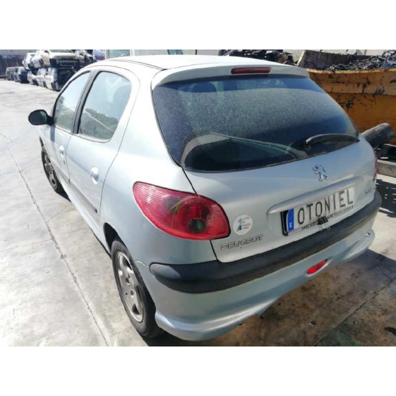 peugeot 206 berlina del año 2004