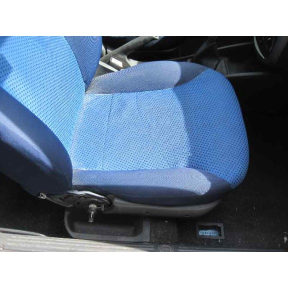 lancia lancia y del año 2001