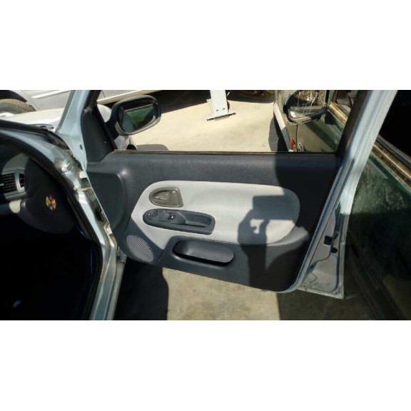 renault clio ii fase ii (b/cb0) del año 2002