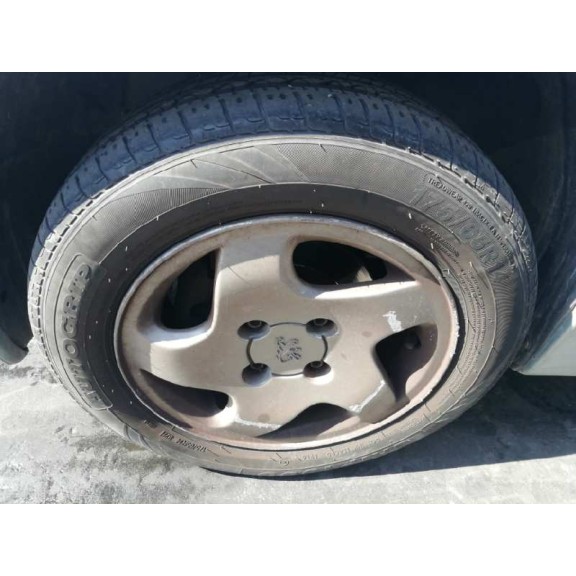 peugeot 206 berlina del año 2004