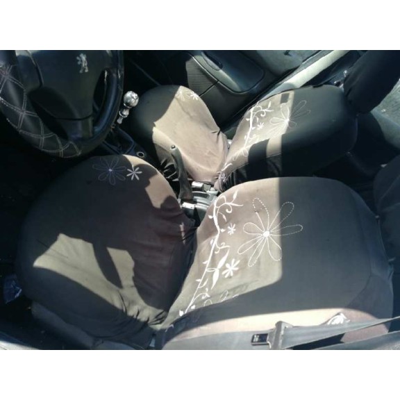 peugeot 206 berlina del año 2004