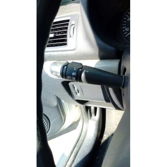 renault clio ii fase ii (b/cb0) del año 2002