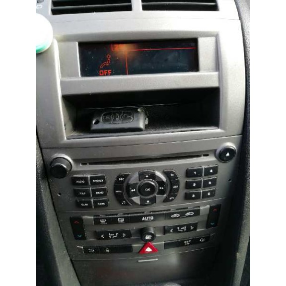 peugeot 407 del año 2004