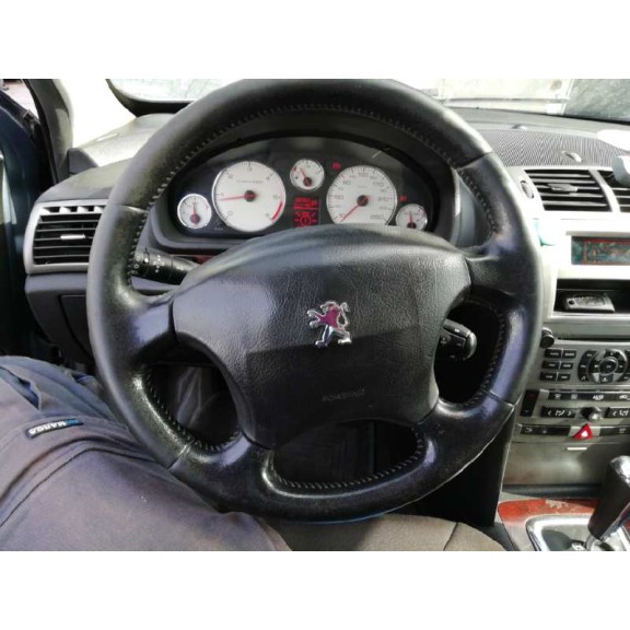 peugeot 407 del año 2004